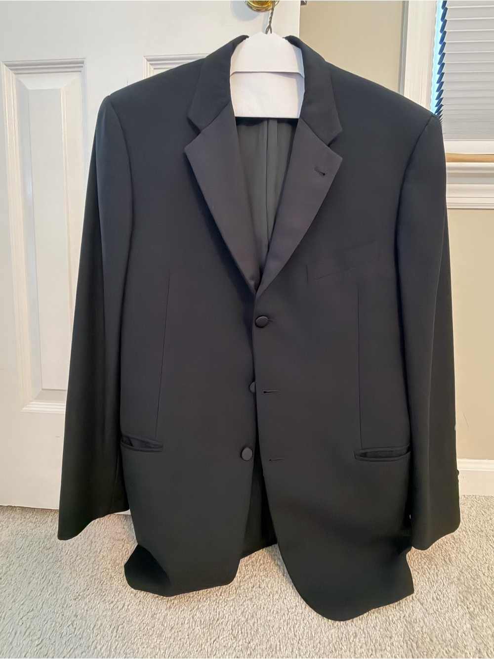 Joseph Abbound Black Men's Tuxedo 42R